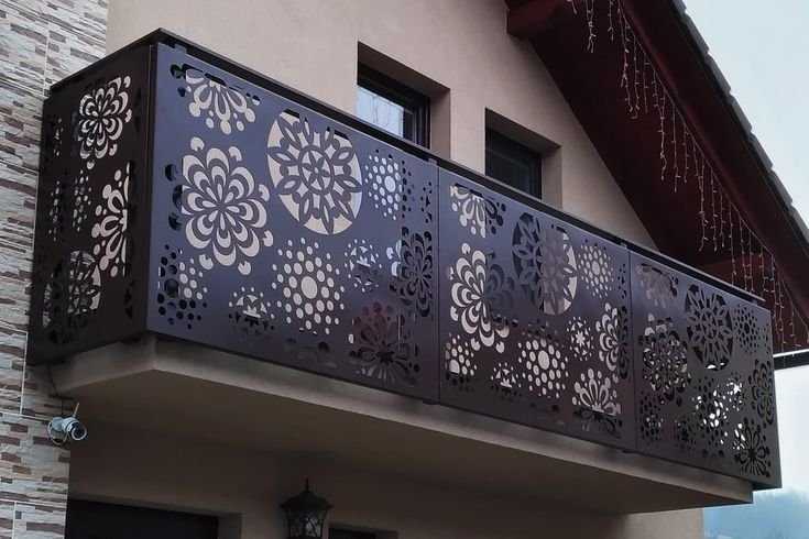 Balustrada tabla decupata model M24