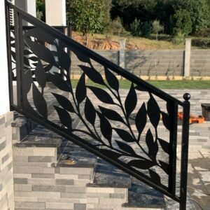 Balustrada tabla decupata model M32