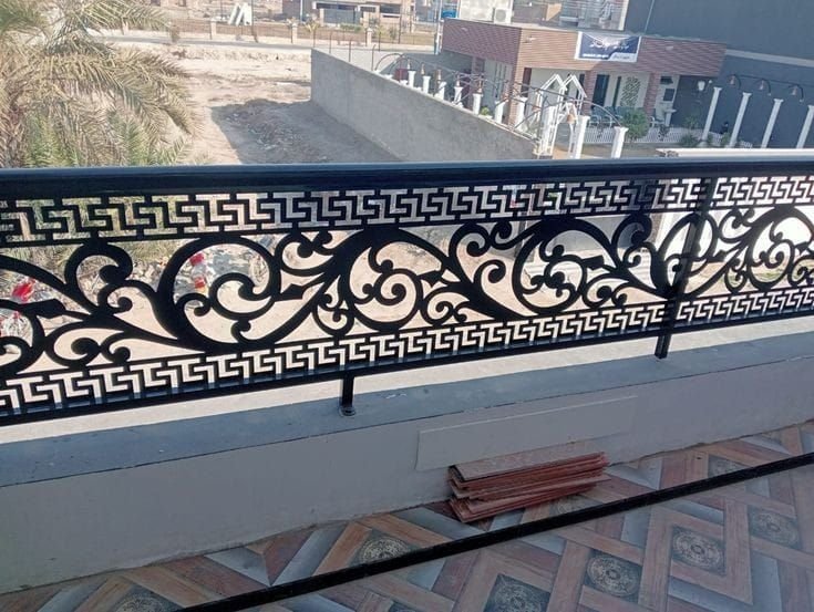 Balustrada tabla decupata model M04