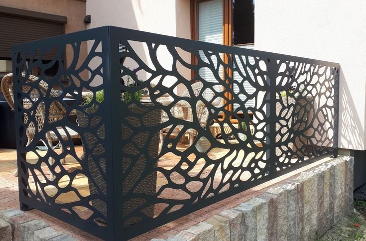 Balustrada tabla decupata model M08